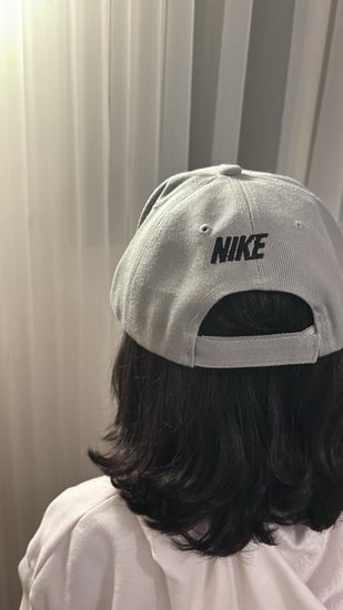 كاب نايك لون رمادي