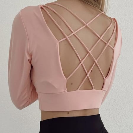 تيشيرت نايك كم طويل باللون الوردي الفاتح