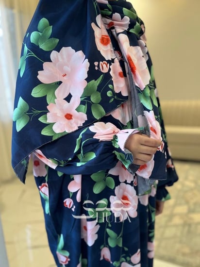 شرشف صلاة " هدى النسيم "