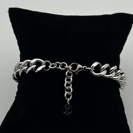 سوارة لويس فيتون ستيل فضي 2