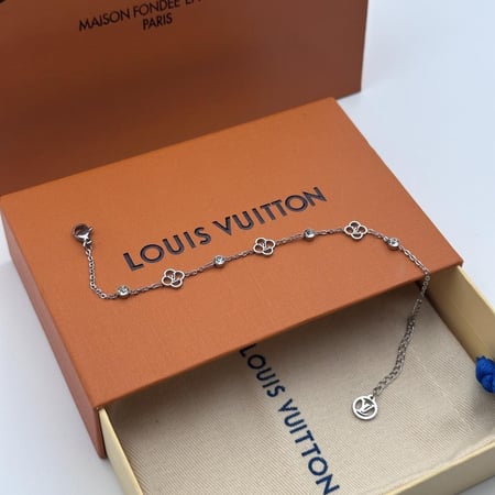 سوارة لويس فيتون ستيل فضي 2