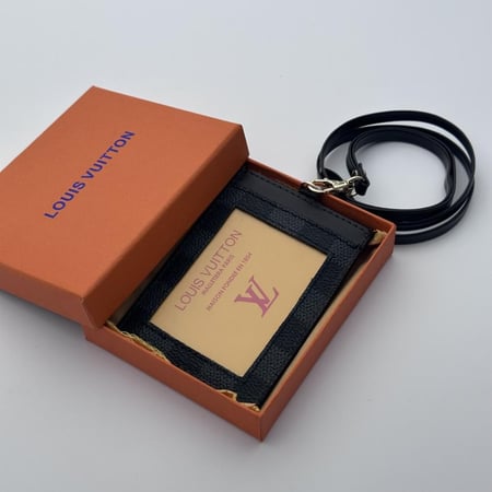 حامل بطاقات عمل لويس فيتون اسود 2