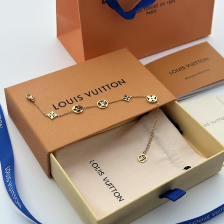 سوارة لويس فيتون ستيل ذهبي 1