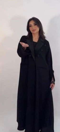 عبايه وئام لون اسود