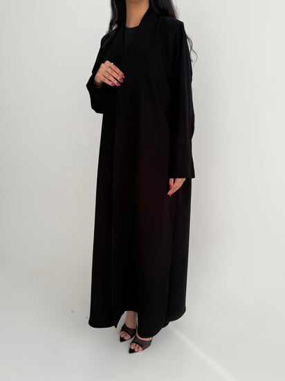 عباية صيفية كريب إندونيسي بقصّة جاكت مع كتفات