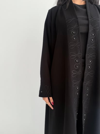 عباية صيفية كريب إندونيسي مع تطريز ولمسات لولو