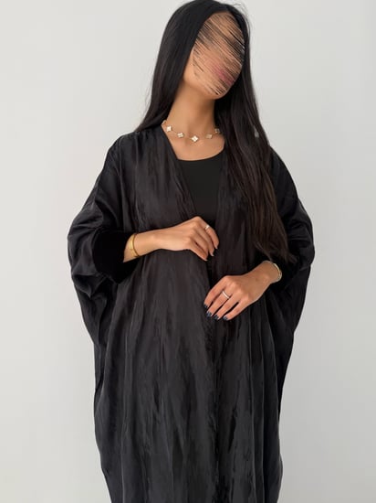 المجد | بقماش حرير ياباني اسود مشجر قصة الفراشة