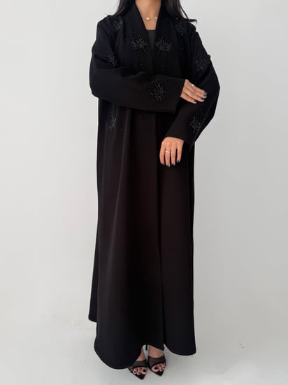 الرزانة | بقماش كريب اندونيسي اسود مع شك وردات