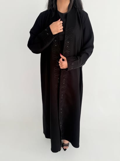 عباية صيفية كريب إندونيسي مع تطريز ولمسات لولو