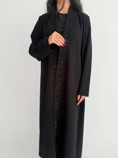 عباية صيفية كريب إندونيسي مع تطريز ولمسات لولو