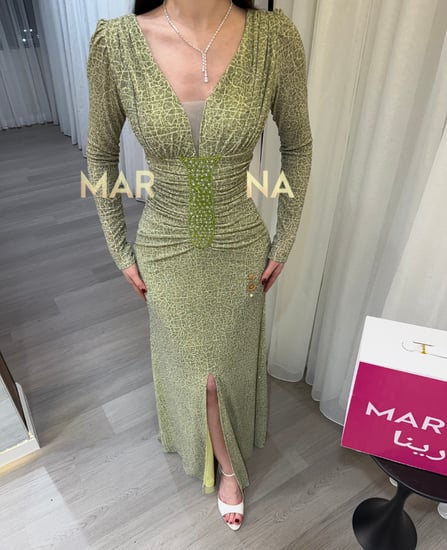 فستان قمر (فستان تفاحي استرتش وتطريز يدوي)