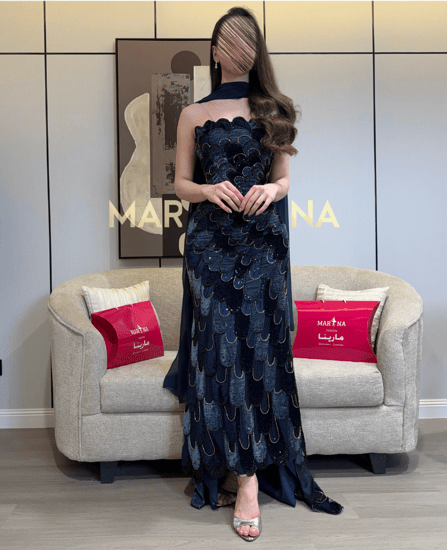 فستان فتون (فستان كلفه شك قطيفه وشال جورجيت)