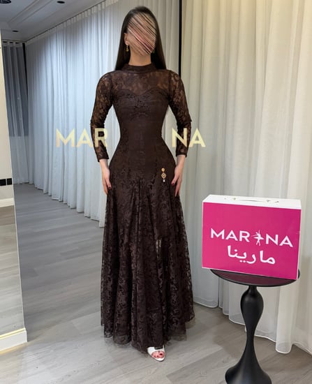 فستان نيفا (فستان موكا دانتيل فرنسي)