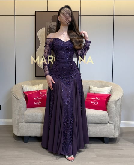 فستان مارتيا اليليكي (فستان ليلكي شك مزين بالورود تدخيله جورجيت)