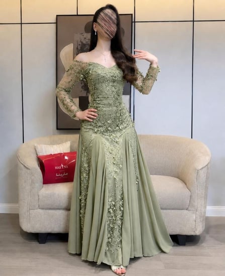 فستان مارتيا  (فستان فستقي  كلفه مورد تدخيله جورجيت )