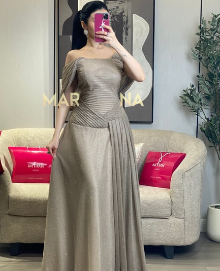 فستان ريما البيج (فستان لمعه بوليسيه خصر)
