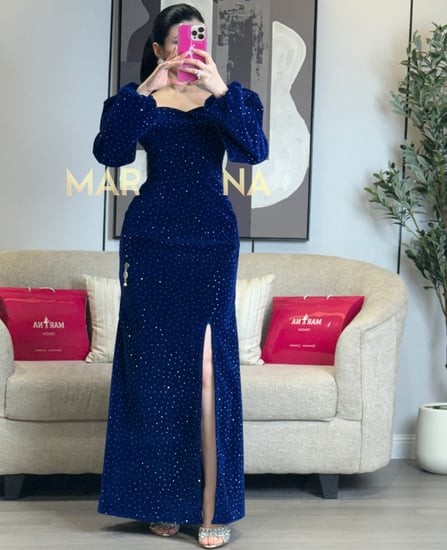 فستان نوفا (فستان نيلي جوخ وفصوص)