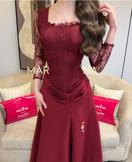 (فستان بيسو (فستان برغندي صدريه دانتيل فرنسي وباربي)