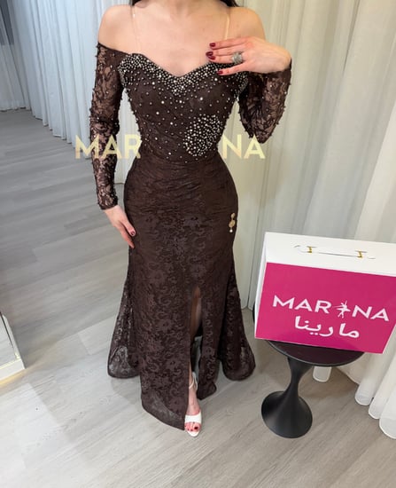 فستان تالين (فستان موكا دانتيل فرنسي صدريه تطريز لول وكرستال الاصلي)