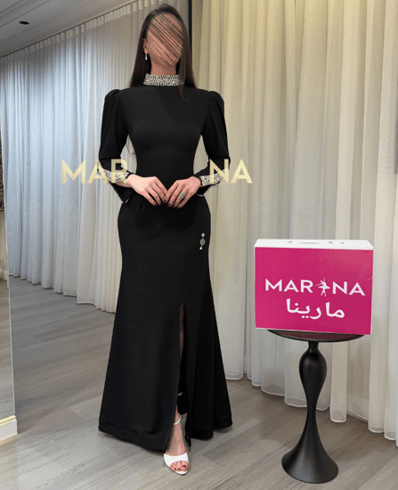 فستان غنج (فستان كريب استرتش الاصلي مزين بتطريز الكرستال الاصلي)