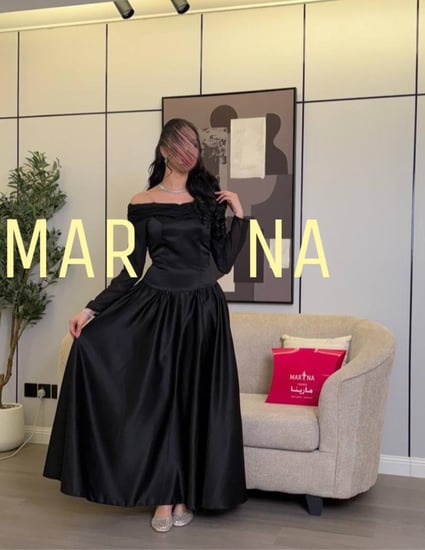 فستان ناي (فستان اسود تفته سيلا اكتاف جورجيت )