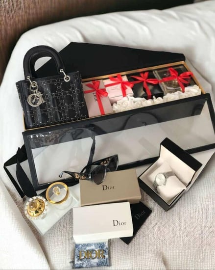 طقم هدايا نسائيه هديه نسائية ممتازه وانيقه