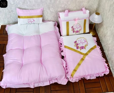 طقم بیبی بالأسم