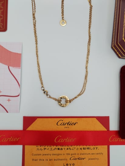 سلسال كارتير ذهبي مع الملحقات