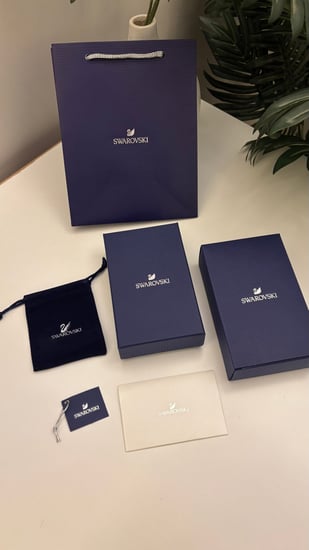 سلسال سوارفسكي البجعة راقص