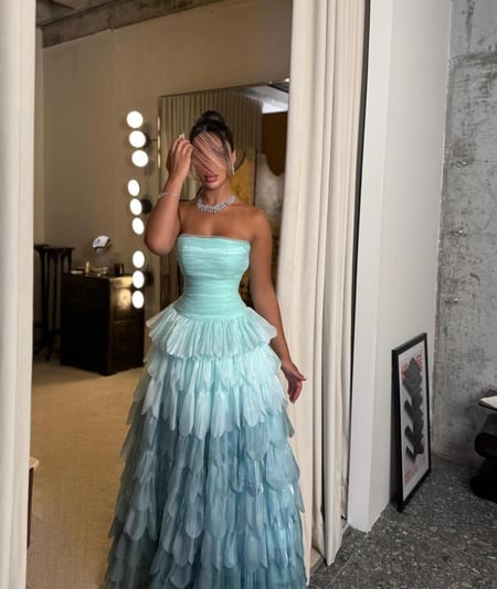 فستان سهرة سماوي