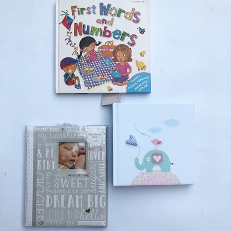 البوم الصور