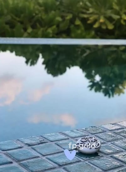 بروش صدف  مطلي فضه المقاس الوسط والكبير للاسم الثنائي فقط