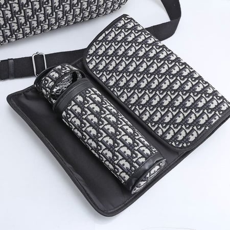 شنطة ديور للمواليد