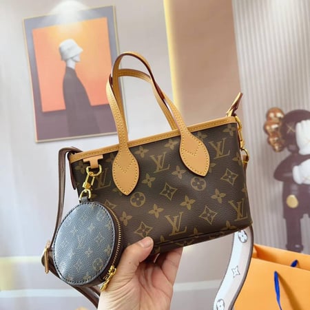 شنطة لويس فيتون ماستر