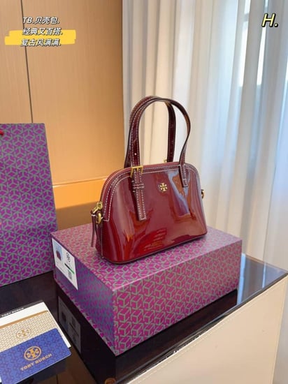 شنطة توري بورش ماستر