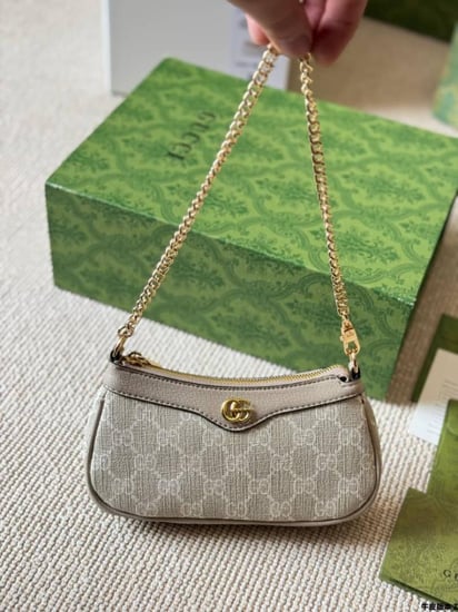 شنطة قوتشي ميني ماستر