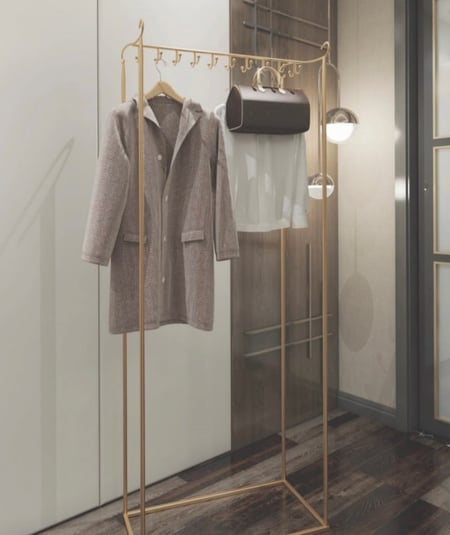 علاقة ملابس فخمة