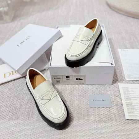 حذاء ديور نسائي ماستر شامل الملحقات