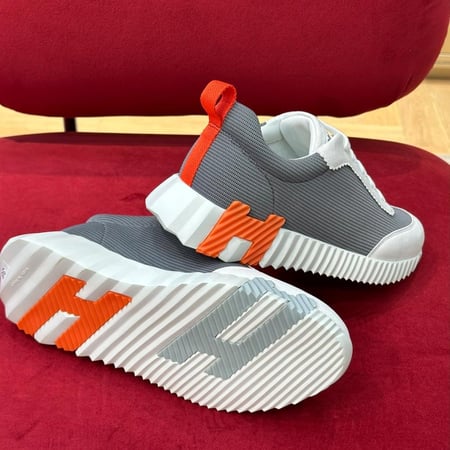 حذاء ايرمز سنيكرز جودة عالية شامل الملحقات