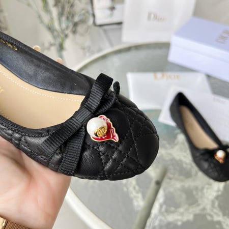 فلات بالارينا ماركة ديور ماستر شامل الملحقات