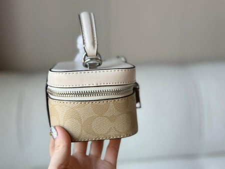 شنطة كوتش صغيرة ماستر شامل الملحقات