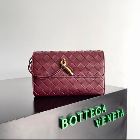 شنطة كلتش تقليد ماستر