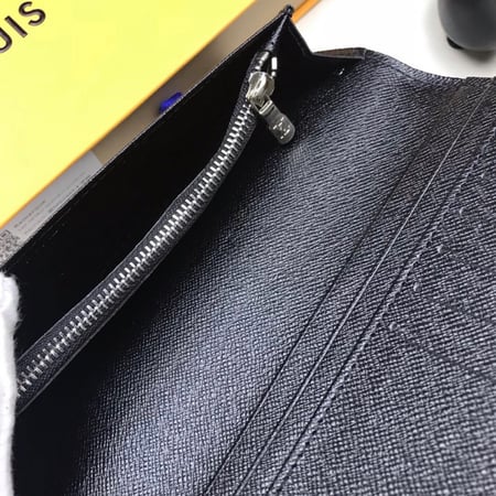 محفظة لويس فيتون ماستر شامل الملحقات