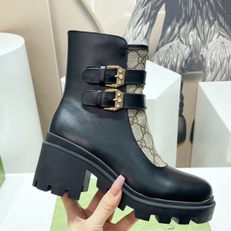 بوت قوتشي جزمة ثلاث الوان ماستر مع العلبة