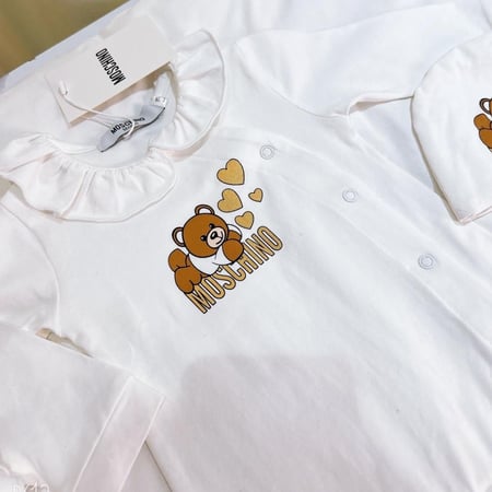 طقم اطفال موسكينو ماستر