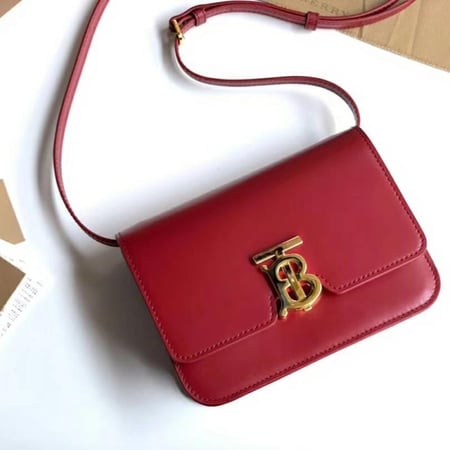 شنطة بيربري لونين ماستر شامل الملحقات