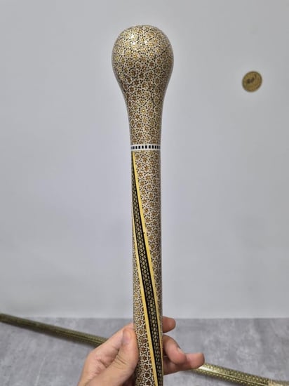 صولجان ملكي مطعم بالنحاس والعاج