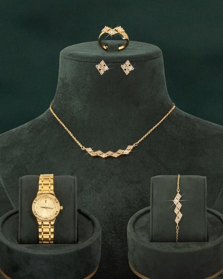 طقم زركون مع ساعة هدية راقية للنساء الانيقات