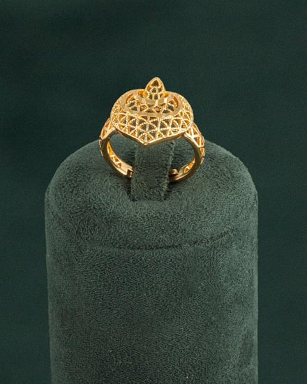 طقم مجوهرات بديل الذهب بتصميم القلوب الساحرة