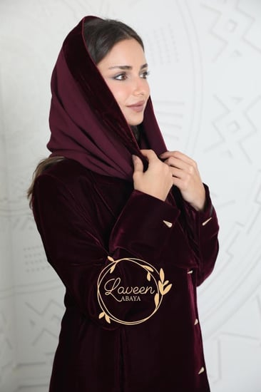 عباية بليزر ملونة